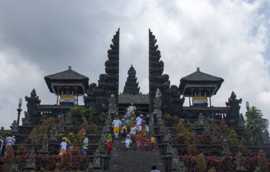 de-sanur-a-ubud-tukad-cepung-besakih-goa-gajah