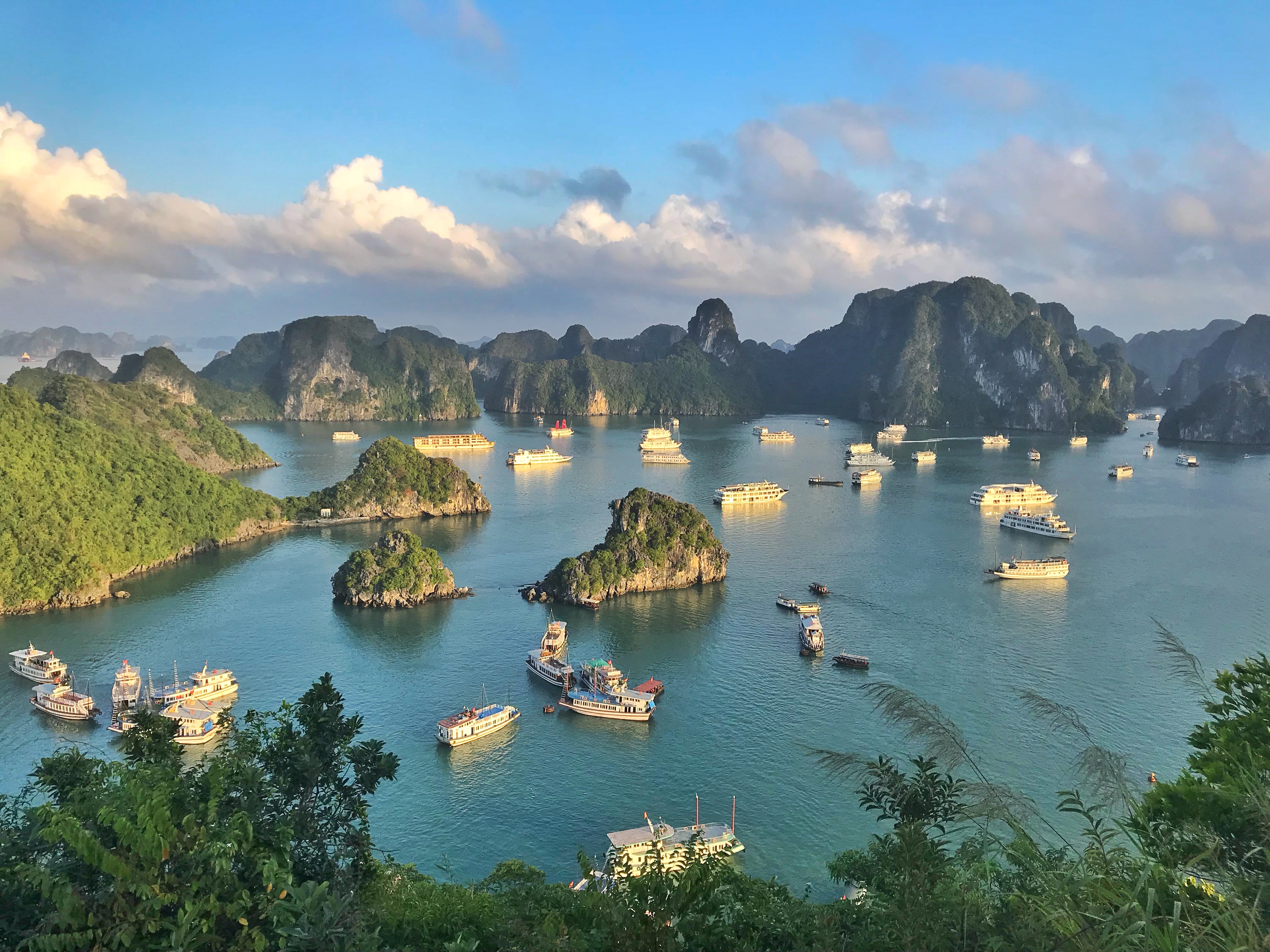 ninh-binh-et-la-baie-dhalong